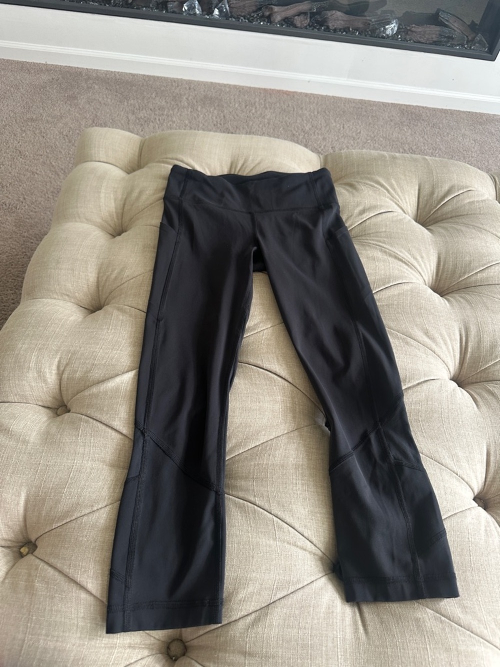 lululemon athletica Black Cropped Performance Leggings